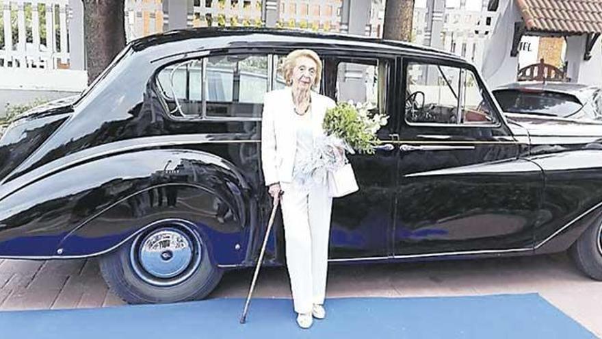 90 años riosellanos en &quot;Rolls Royce&quot;