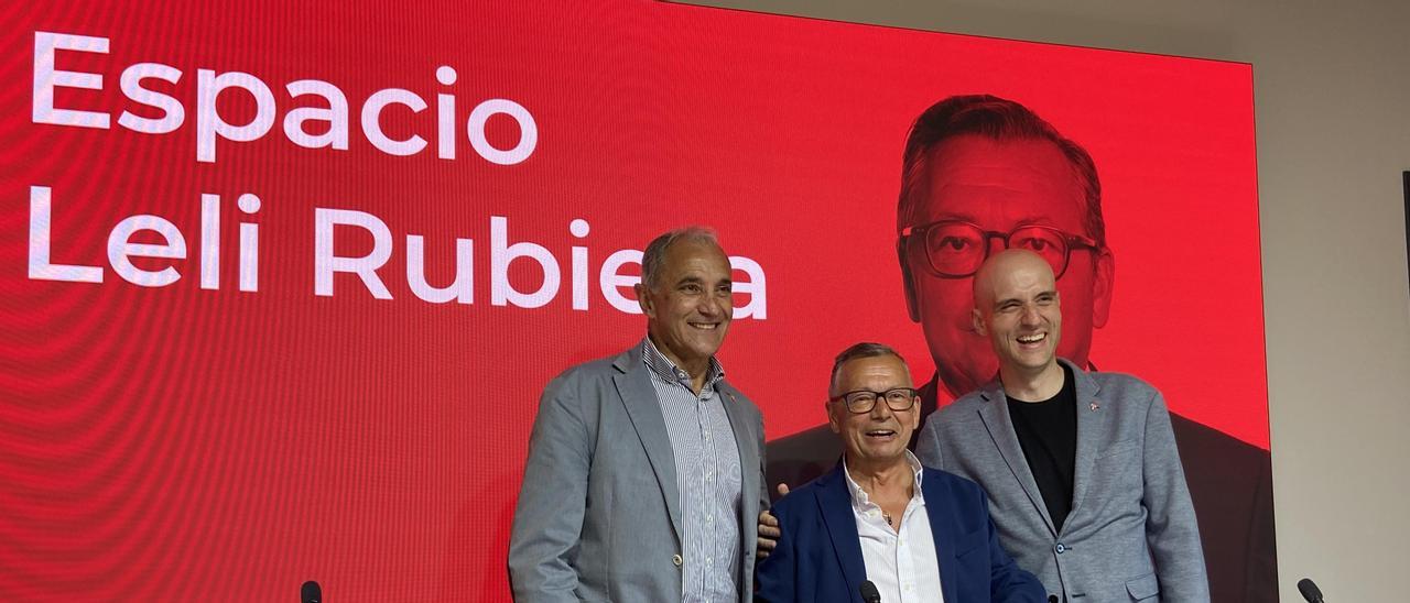 Por la izquierda, Joaquín Alonso, Leli Rubiera y David Guerra, en la sala de prensa Leli Rubiera.