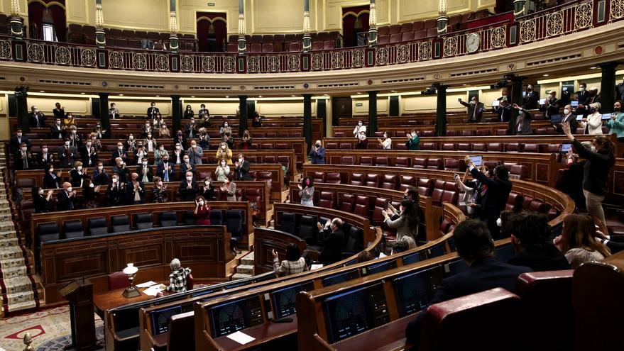 El Congreso valora permitir las encuestas electorales durante la campaña