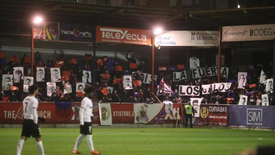 Aficionados en el choque copero en La Constitución.