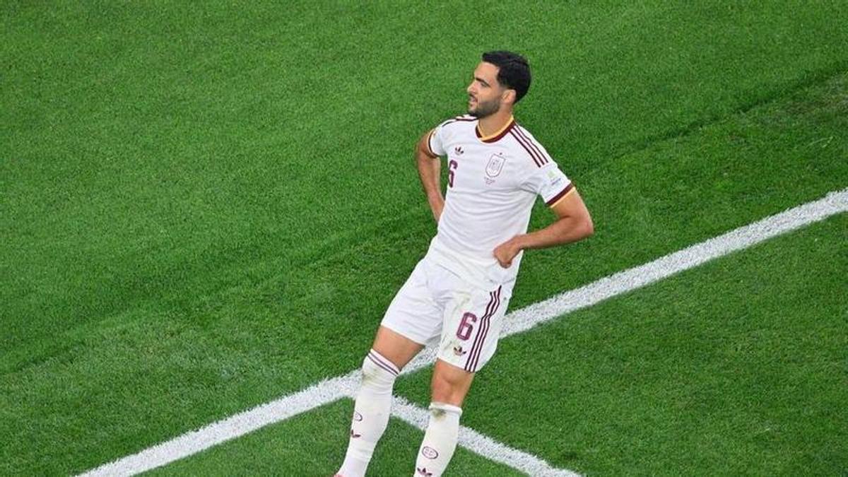 Mikel Merino celebra su gol ante Portugal.