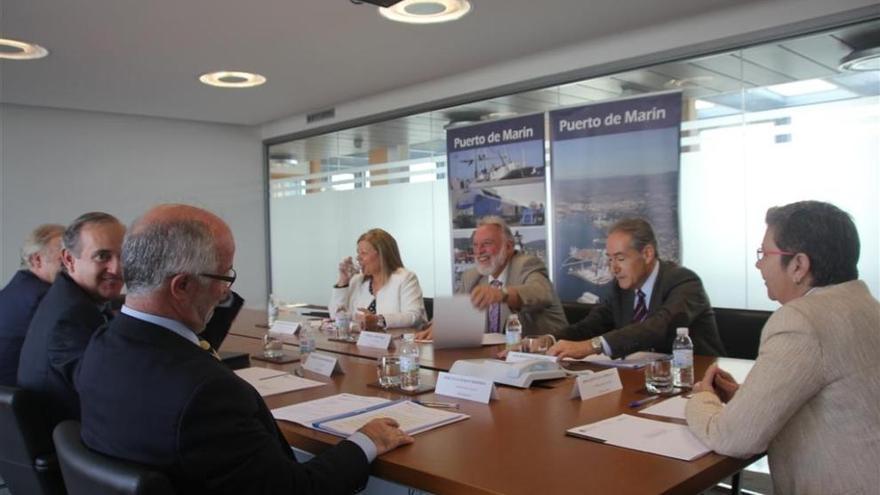 La conselleira do Mar preside la reunión de presidentes de Puertos en la sede de la Autoridad Portuaria de Marín Faro