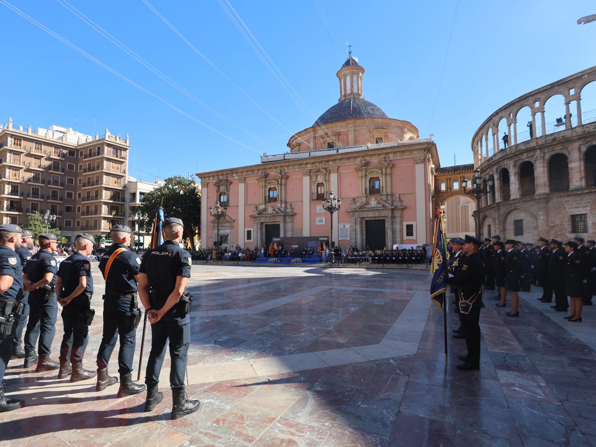 La Policía Nacional de Valencia celebra el Día de los Santos Ángeles Custodios