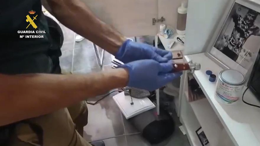 La Guardia Civil detiene a cinco personas y desmantela un punto de venta de drogas "muy activo" en Aguilar de la Frontera