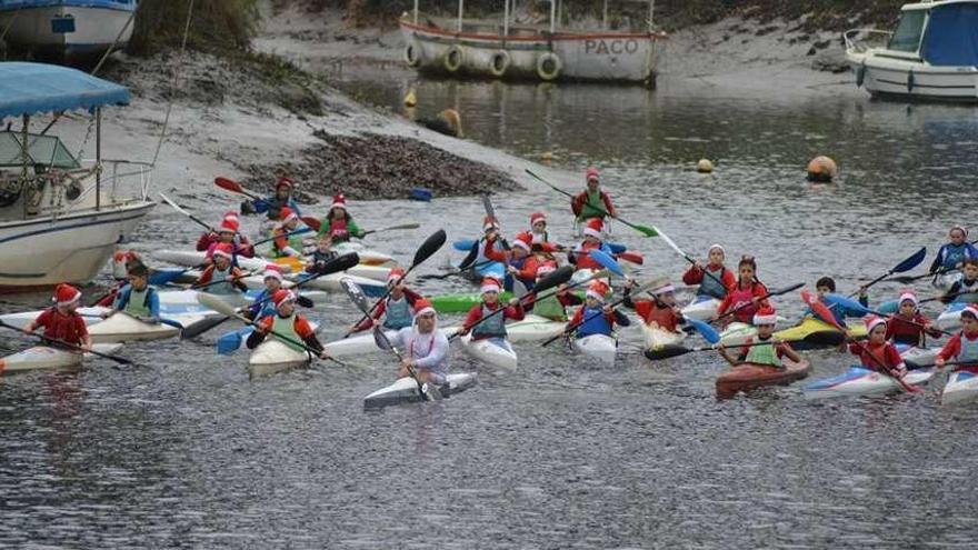 Regata navideña del club de piragüismo