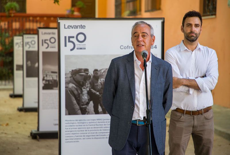 Inauguración de la exposición del 150 aniversario de Levante-EMV en Requena