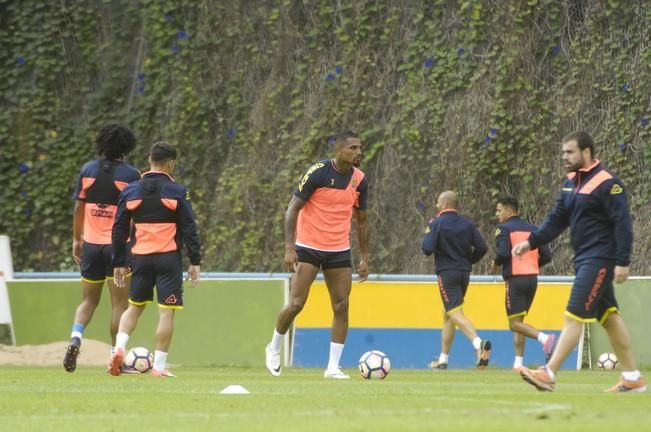 ENTRENAMIENTO DE LA UD LAS PALMAS EN BARRANCO ...