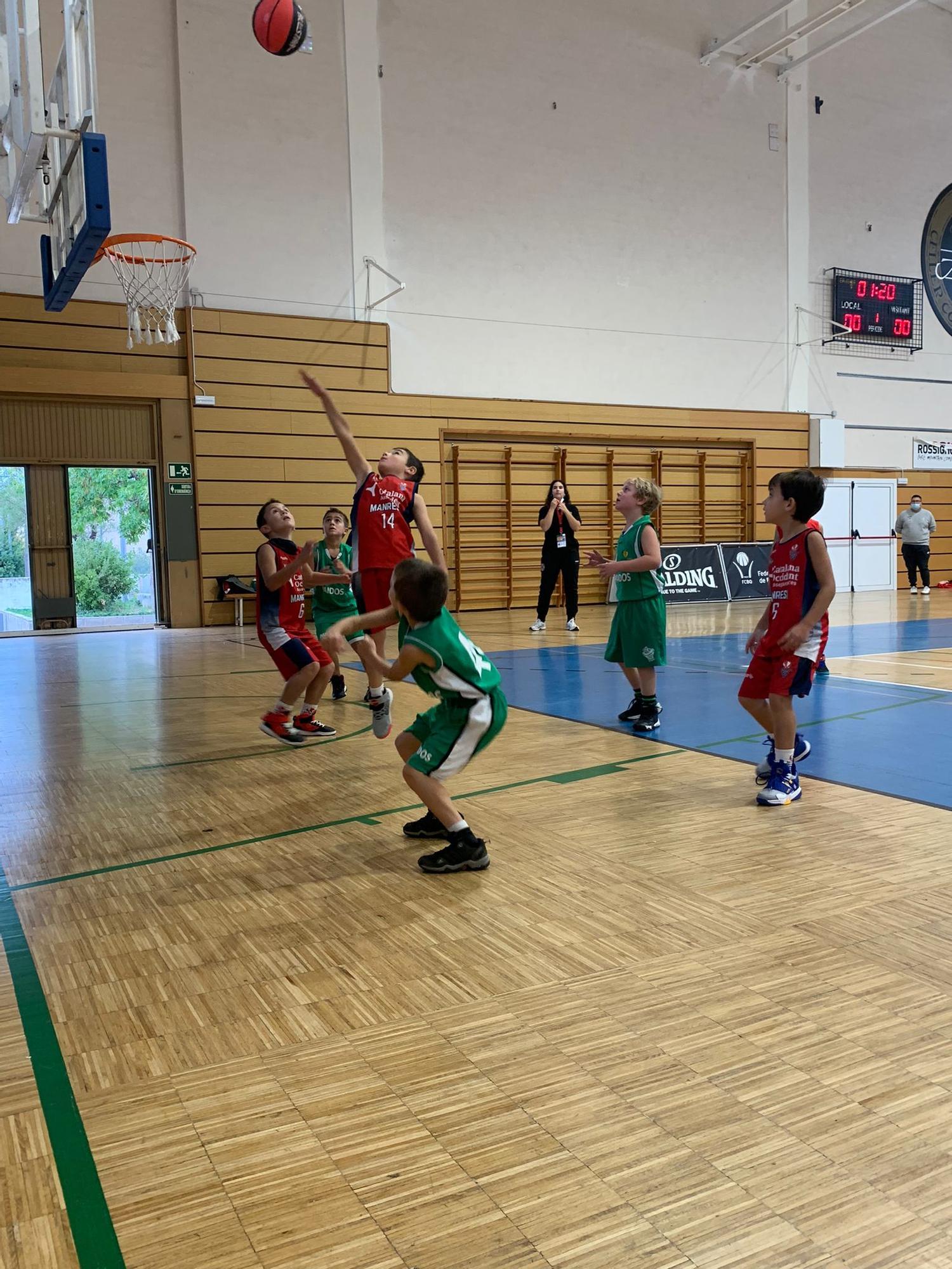 Trobada escolar de bàsquet a Artés