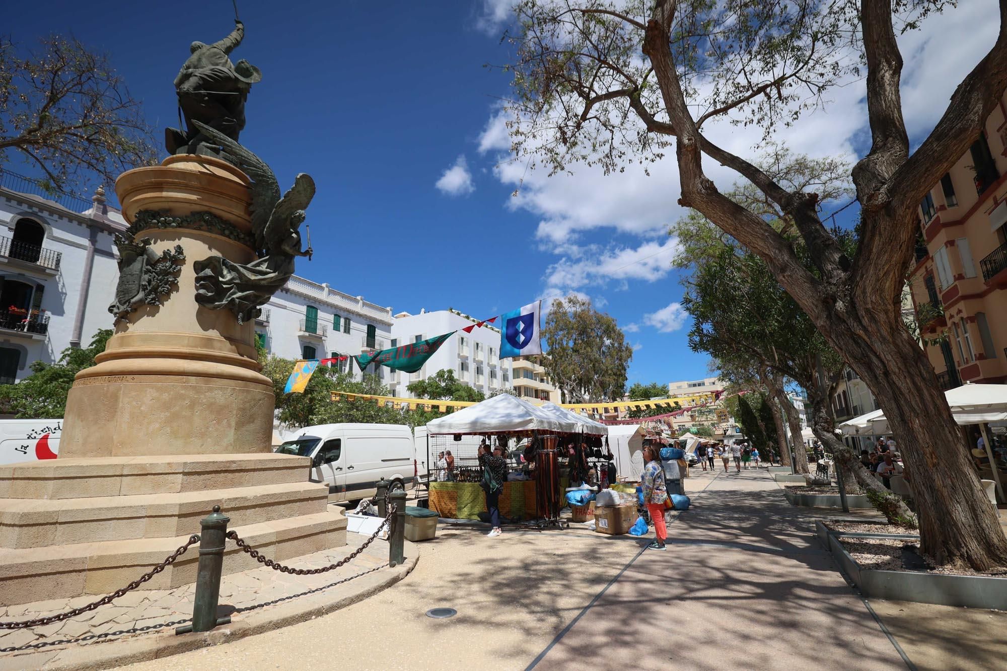 Preparativos de la feria Eivissa Medieval