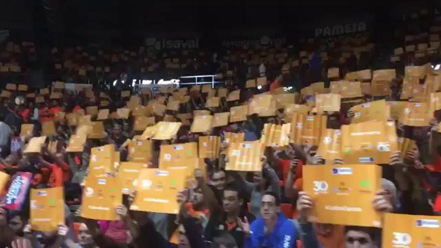 Tifo del Valencia Basket ante el Unicaja