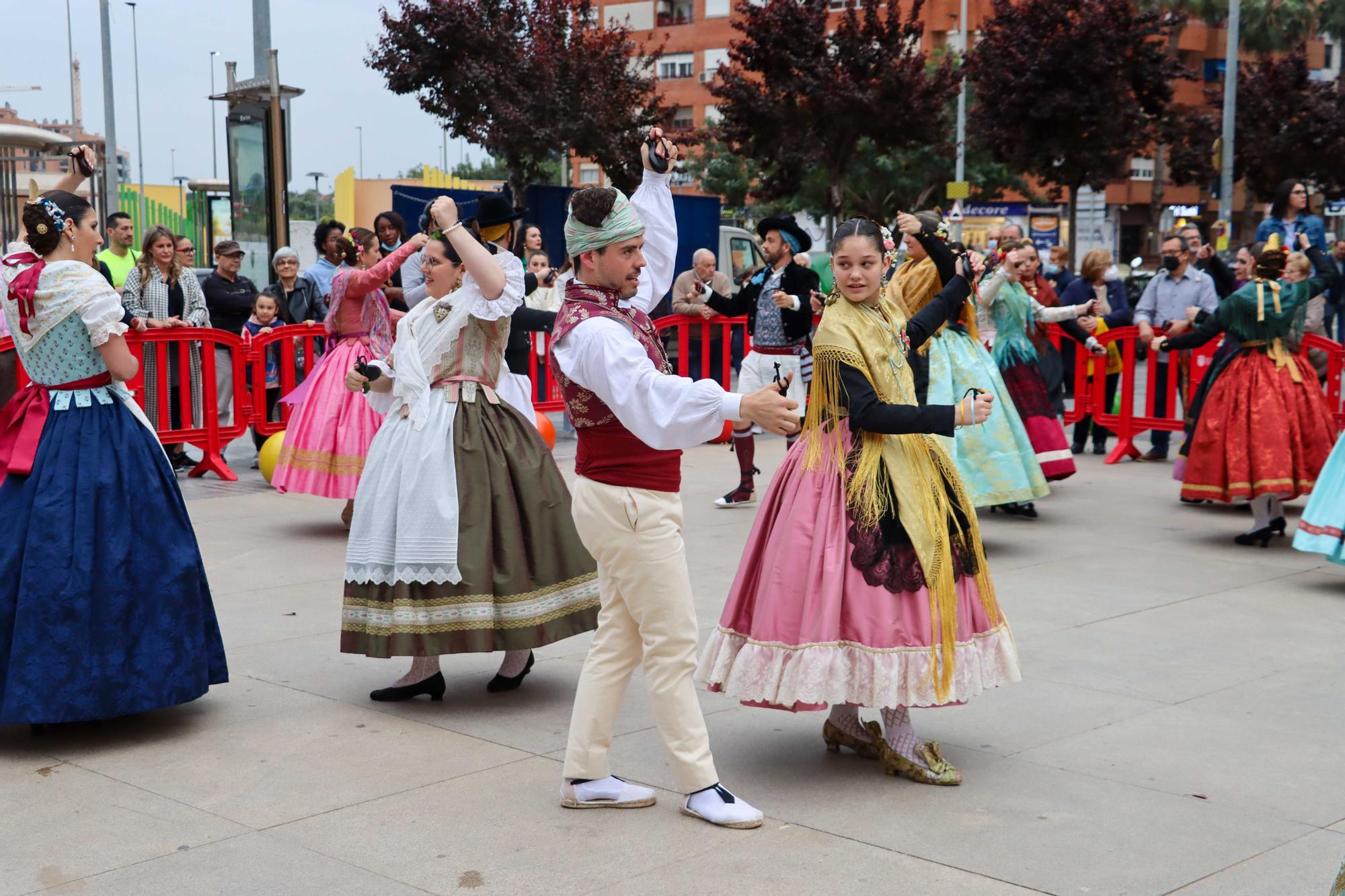 Dansà por Sant Josep Obrer en Torrent.