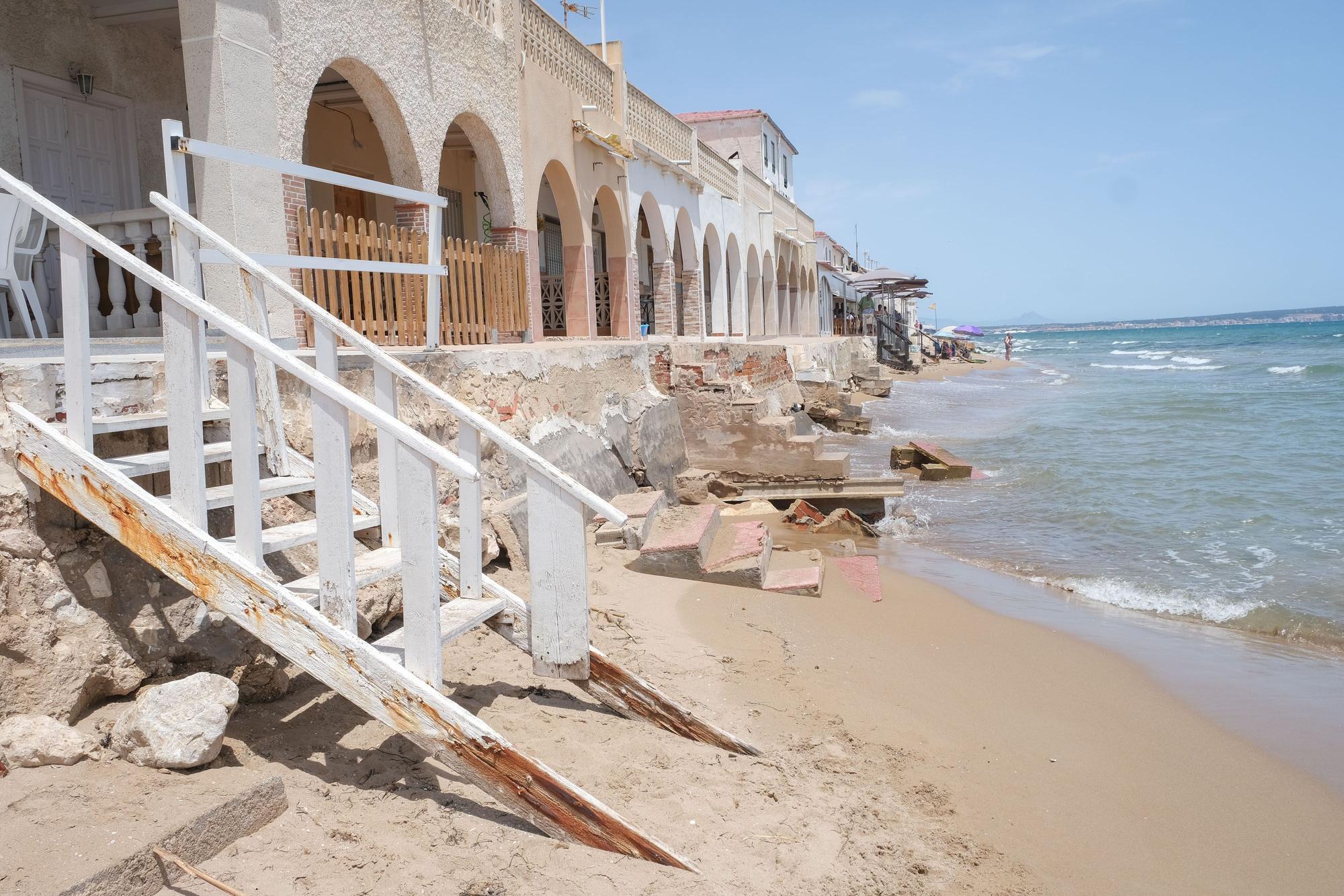 El mar engulle a La Marina