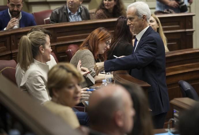 Pleno del Parlamento de Canarias (29/11/17)