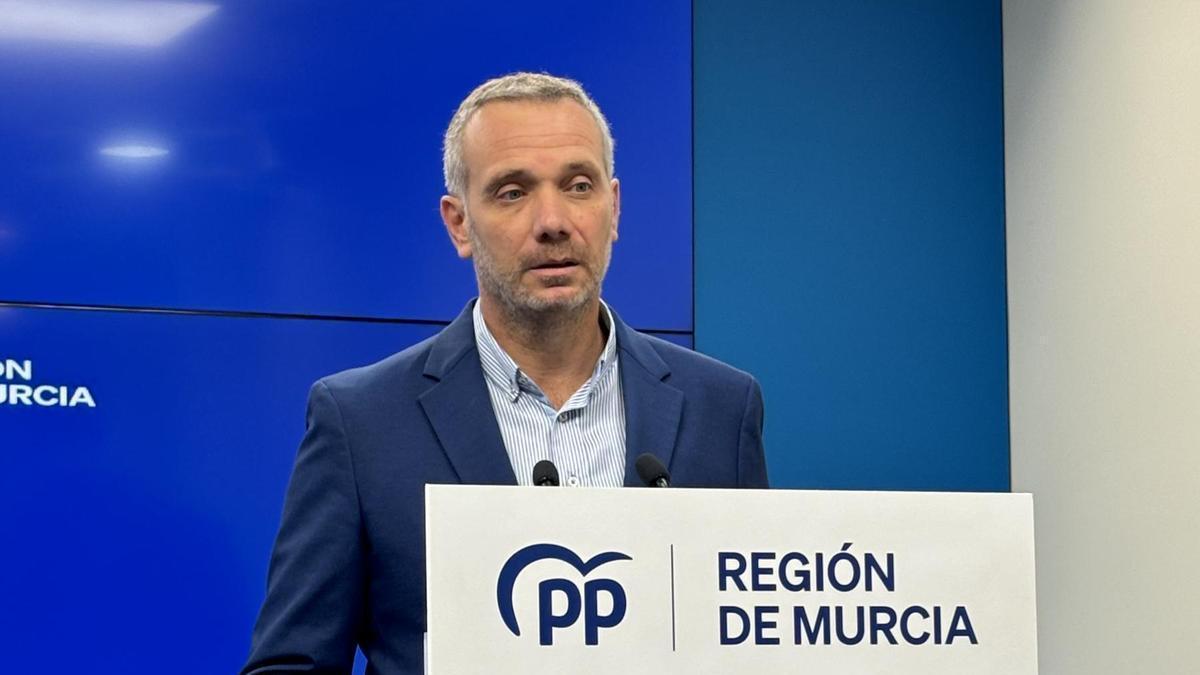Joaquín Segado, este viernes en la sede del PP de la Región de Murcia.