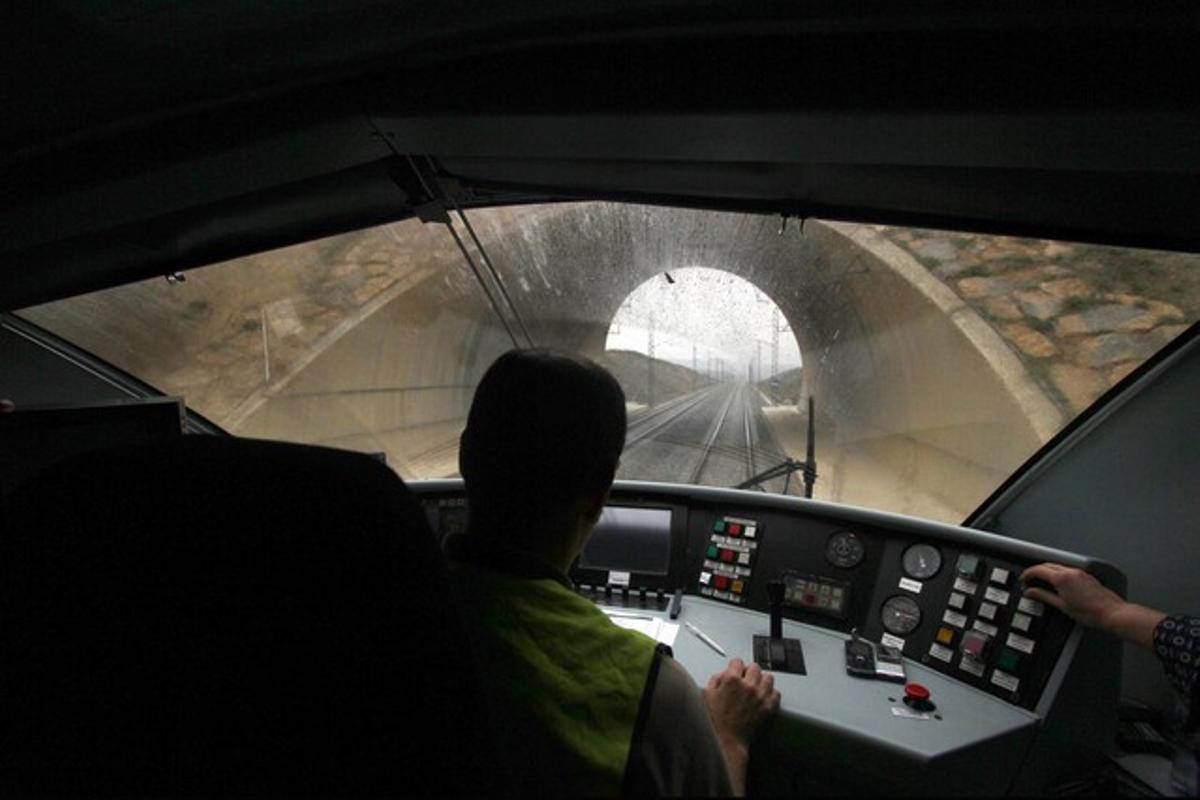 Viatge de proves de l’AVE entre Barcelona i Girona, el 10 d’octubre del 2012.