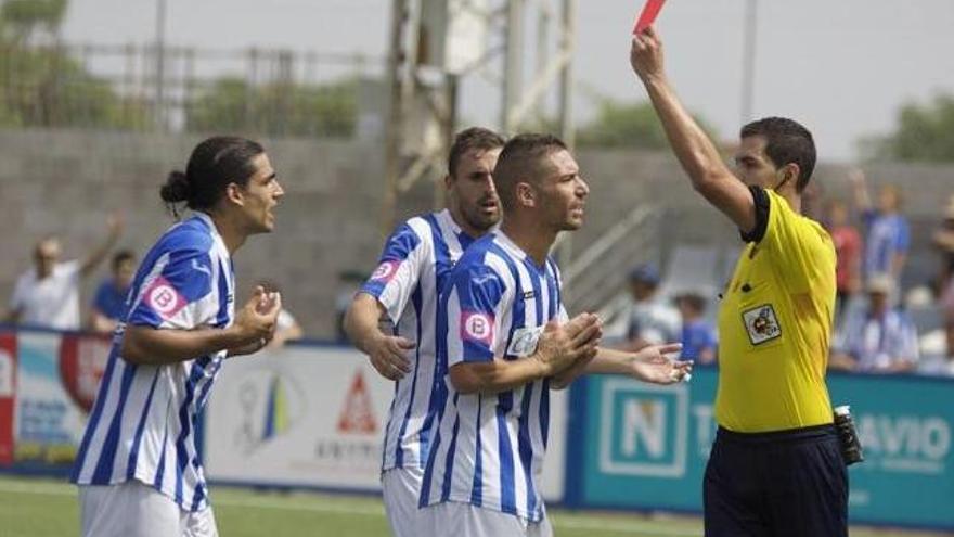 Jurado es baja por sanción y Chando es duda por una gripe.