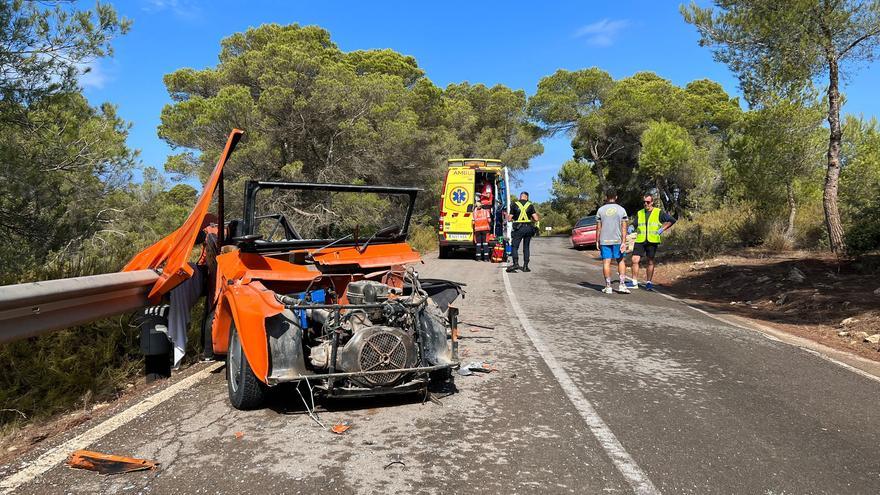 Dos heridos graves en un accidente de tráfico en Formentera