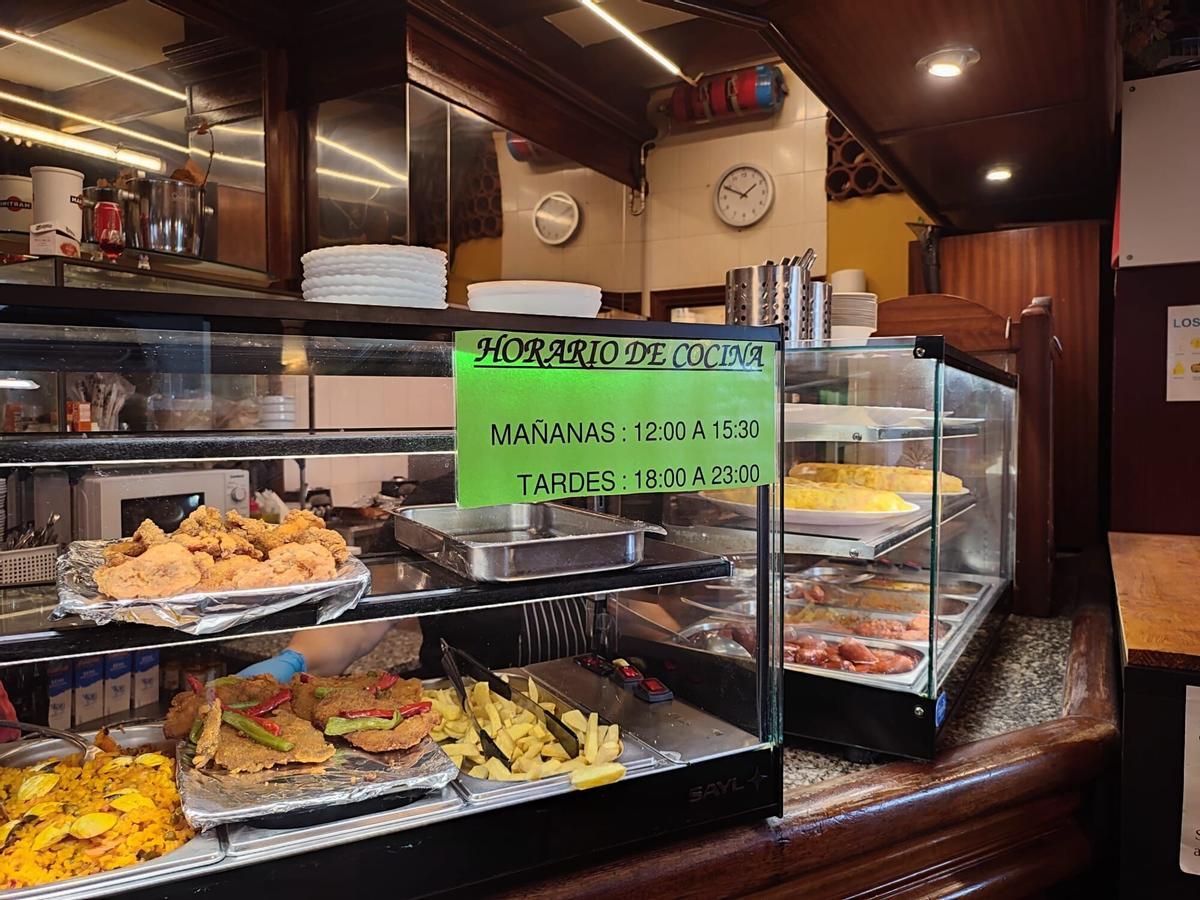 Algunas de las opciones de tapas que se pueden encontrar en El Tequeño.
