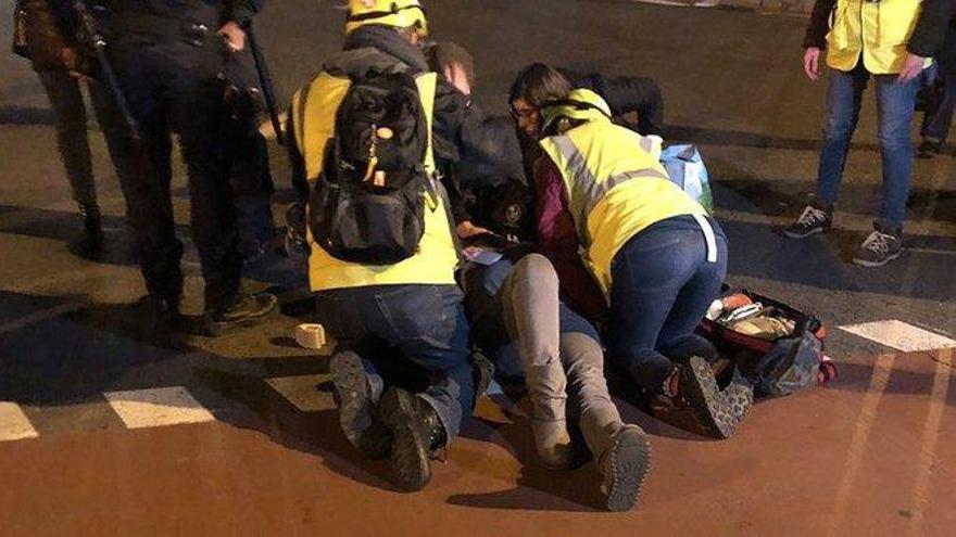 Una mujer, atropellada en la protesta contra la sentencia en la Meridiana de Barcelona