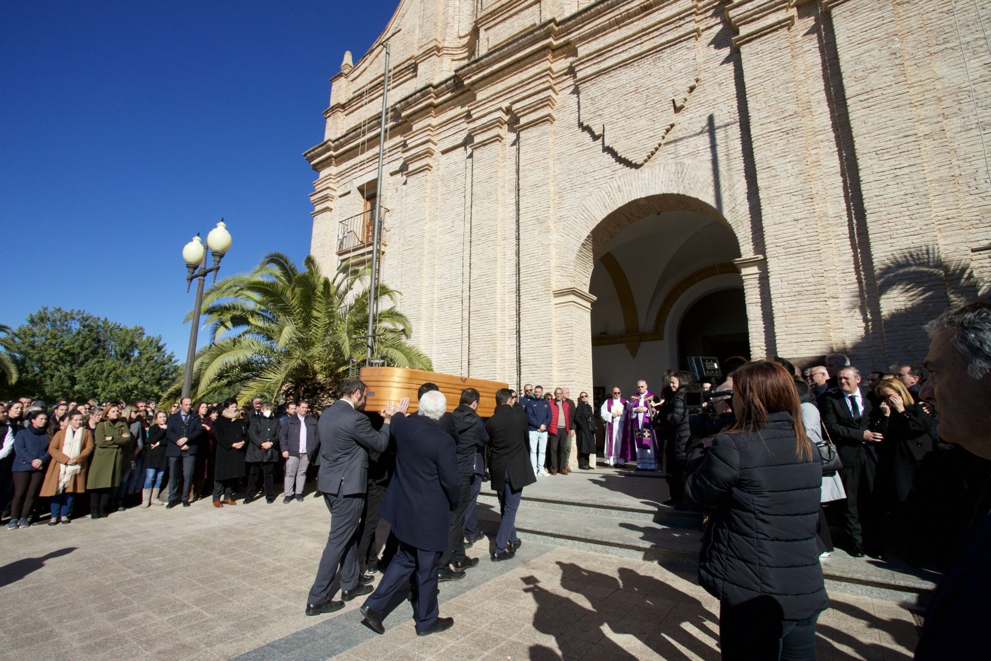 Imágenes | Cientos de personas se despiden de Mendoza en Los Jerónimos