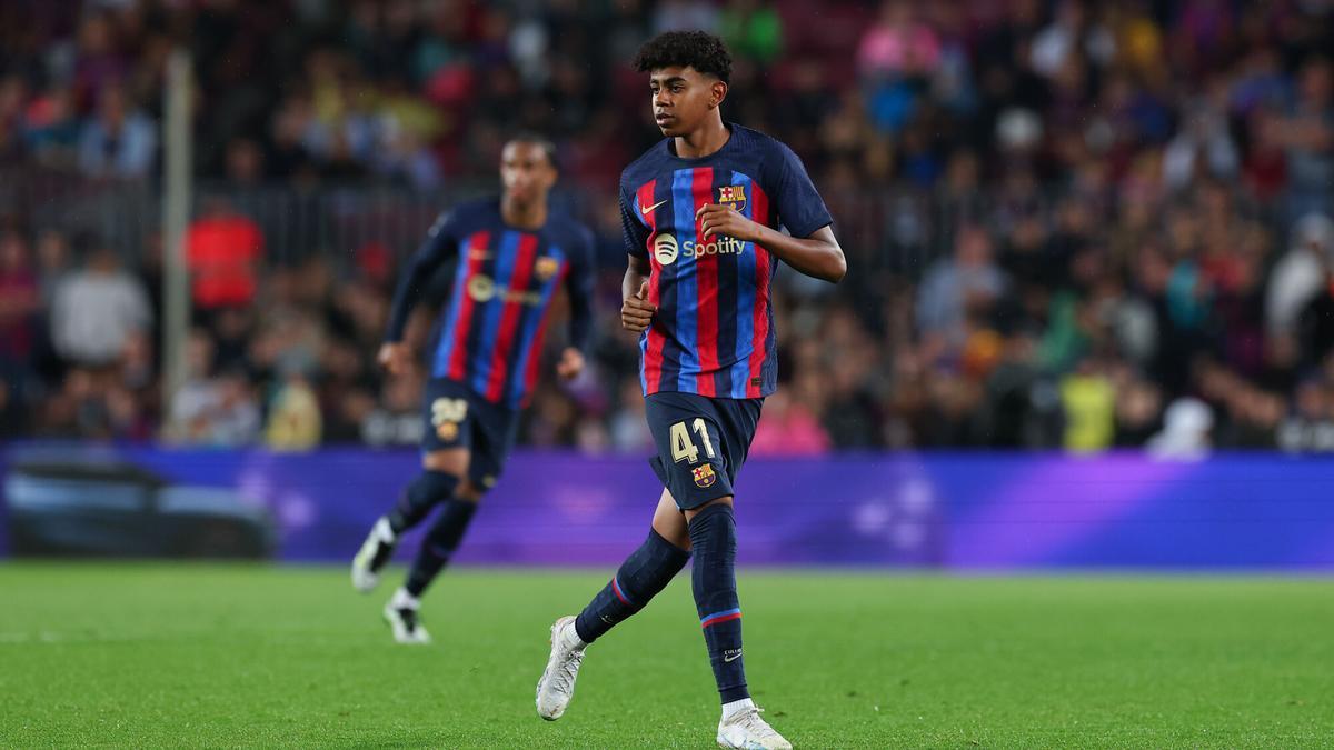 FC Barcelona - Betis | El debut de Lamine Yamal