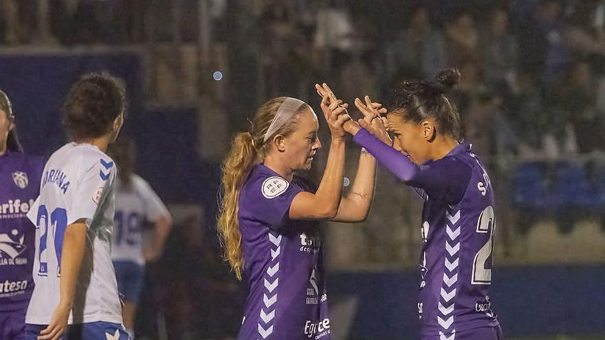 Las jugadoras del Granadilla celebran un gol. | | E.D.