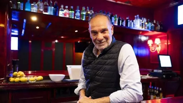 Vídeo | El hostelero cacereño Jesús Lambretta se jubila