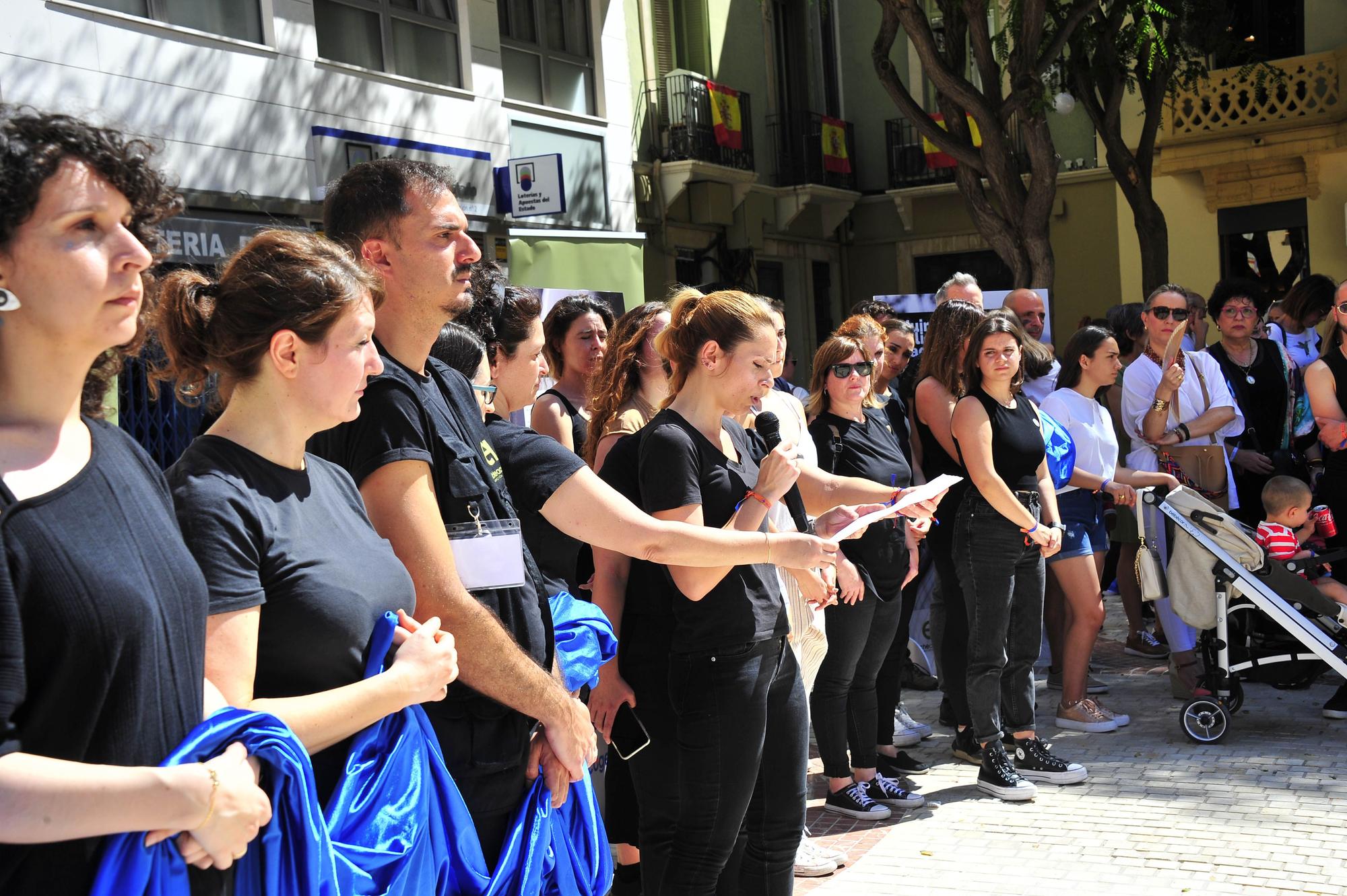 Performance de Elche Acoge por el día del refugiado