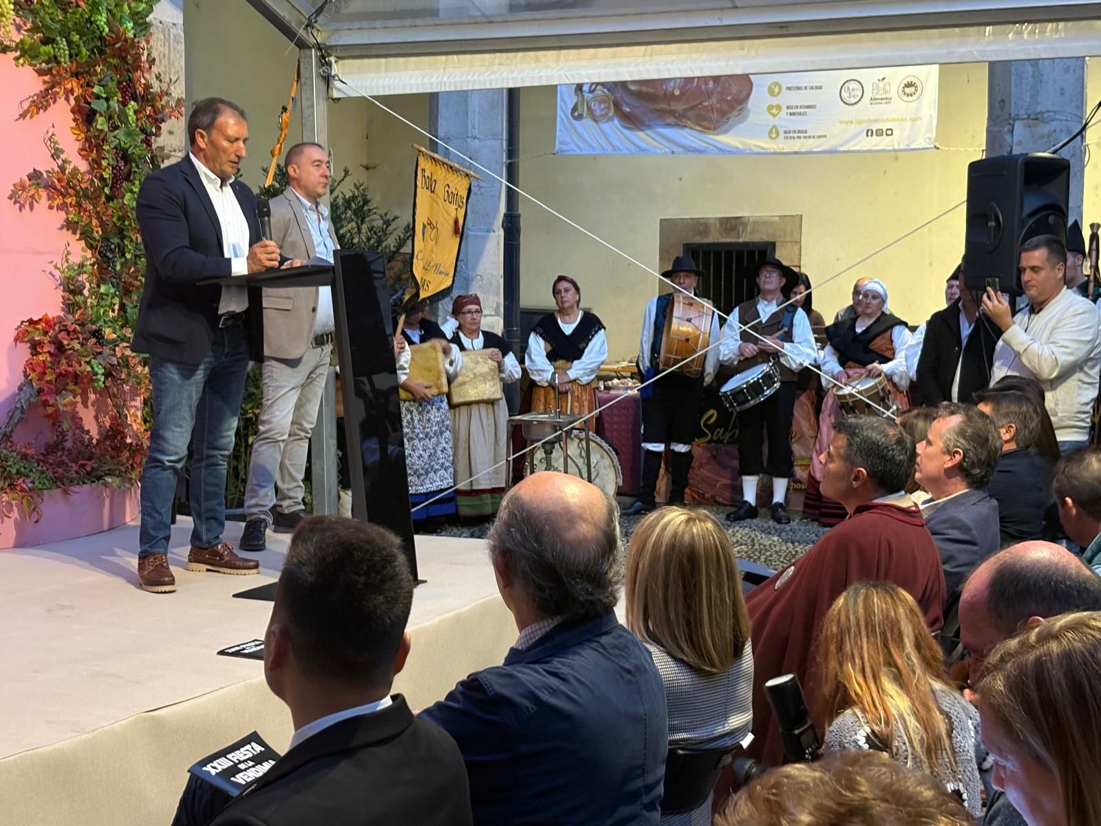 Cangas del Narcea ya vibra con la Fiesta de la Vendimia