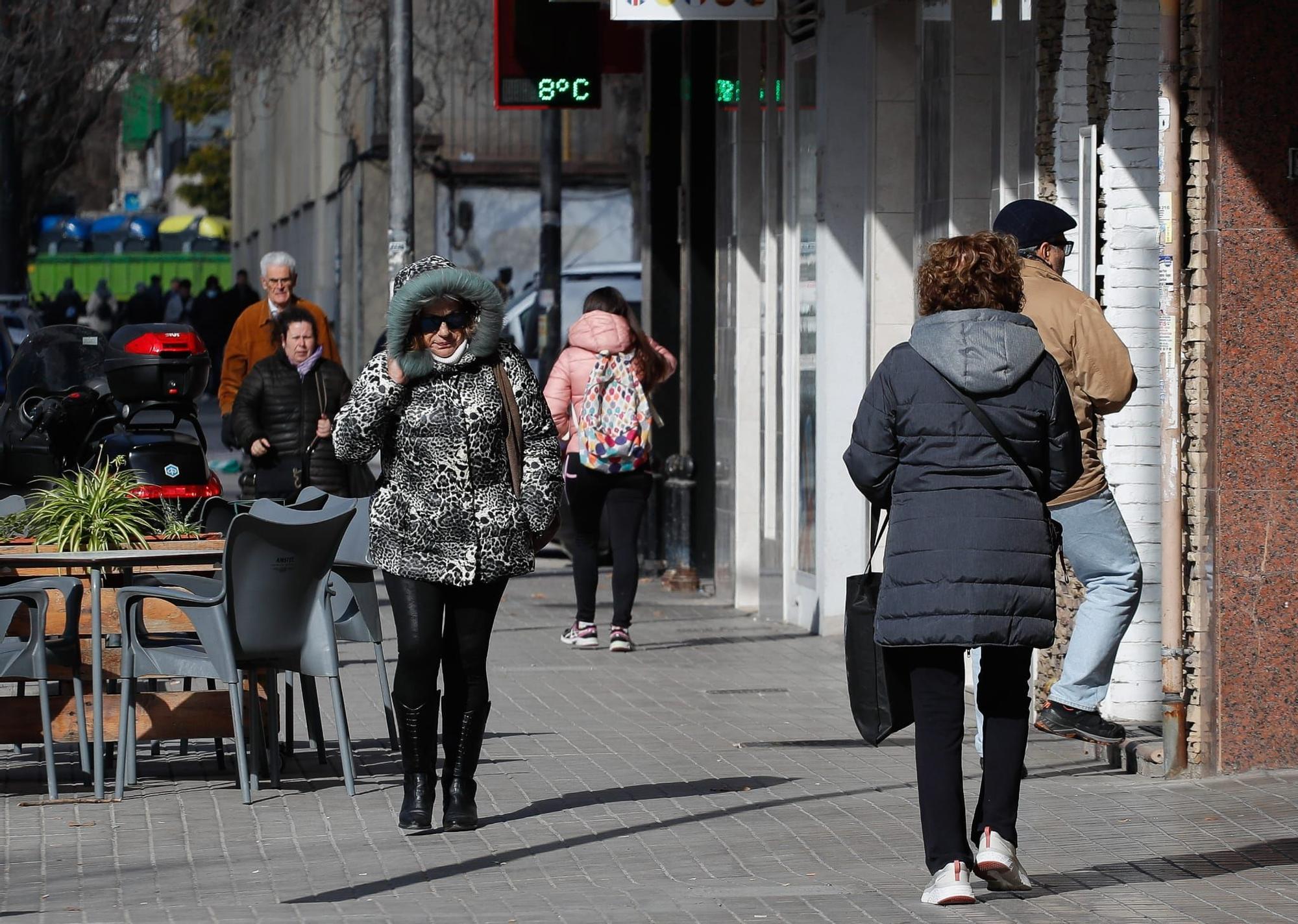 Lunes gélido y ventoso en València