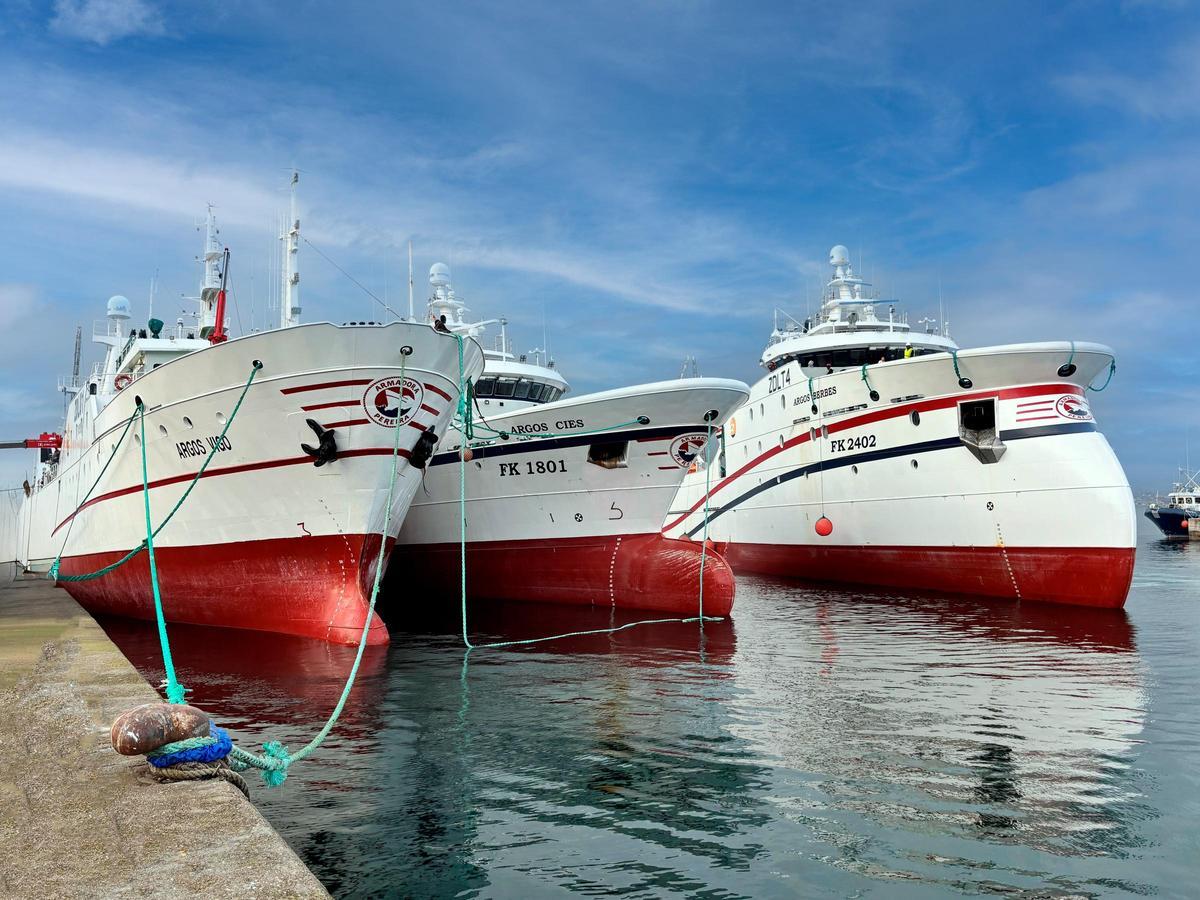 Los buques «Argos Vigo», «Argos Cíes» y «Argos Berbés», de la armadora viguesa Pereira.