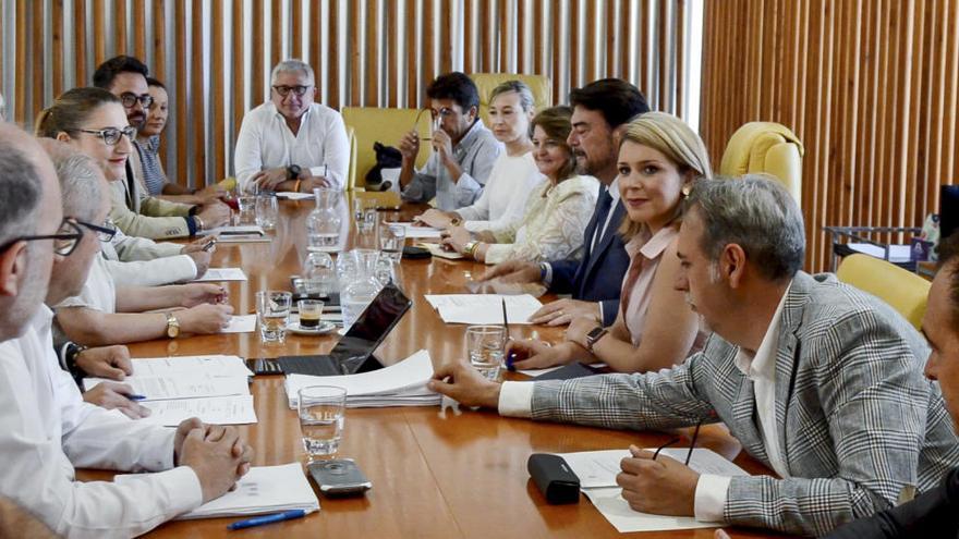 Imagen de una reunión de la Junta de Gobierno del Ayuntamiento