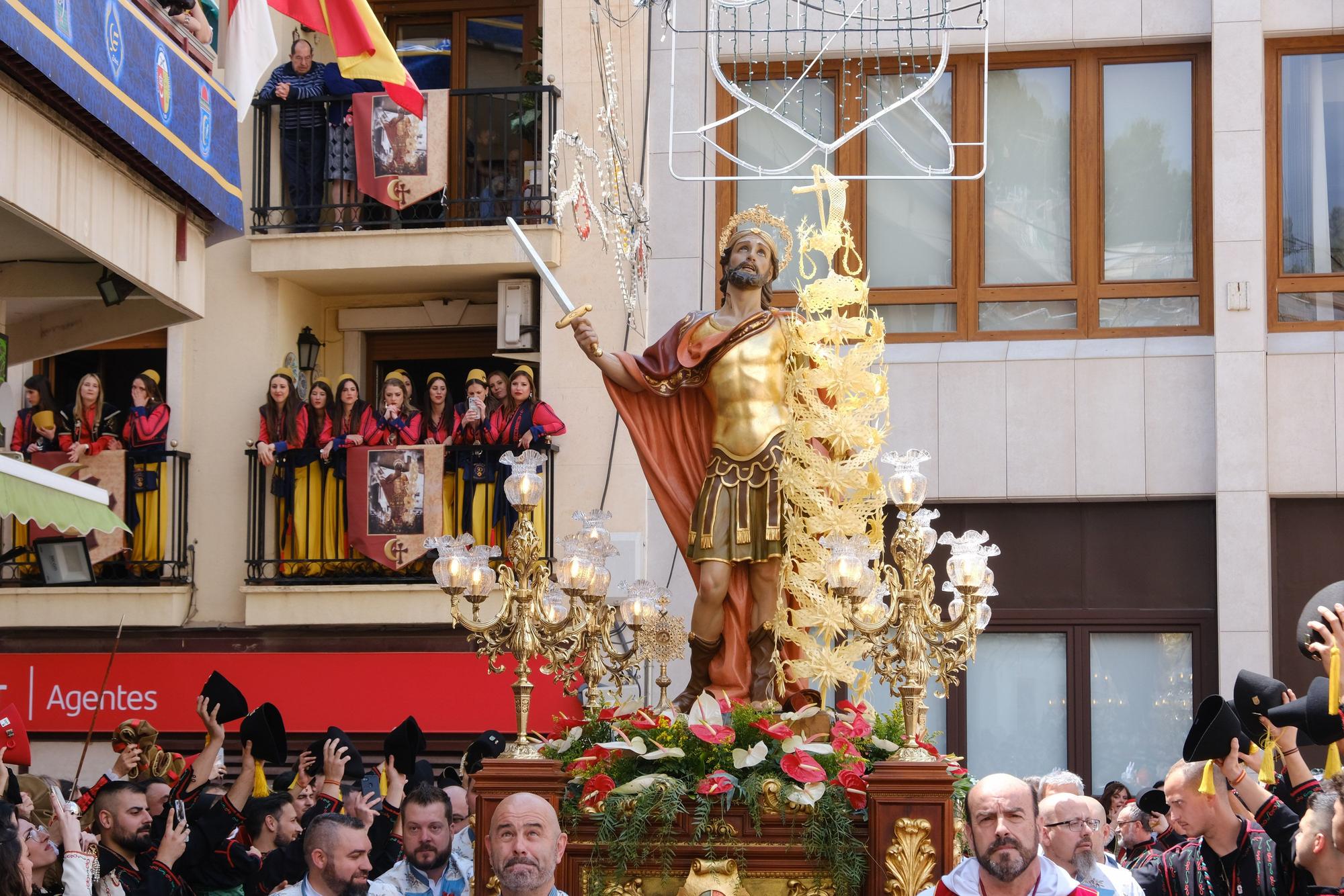 Así se ha vivido la bajada del Santo en las fiestas de Petrer