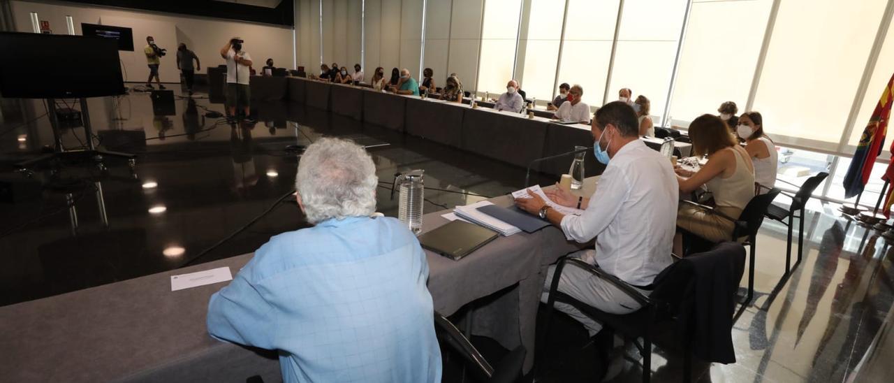 Reunión del Consejo Social en el Centro de Congresos de Elche