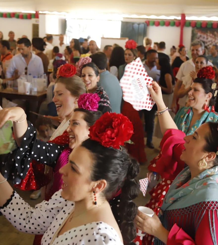 Feria de Córdoba | El Arenal apura sus últimas horas bajo un sol de justicia