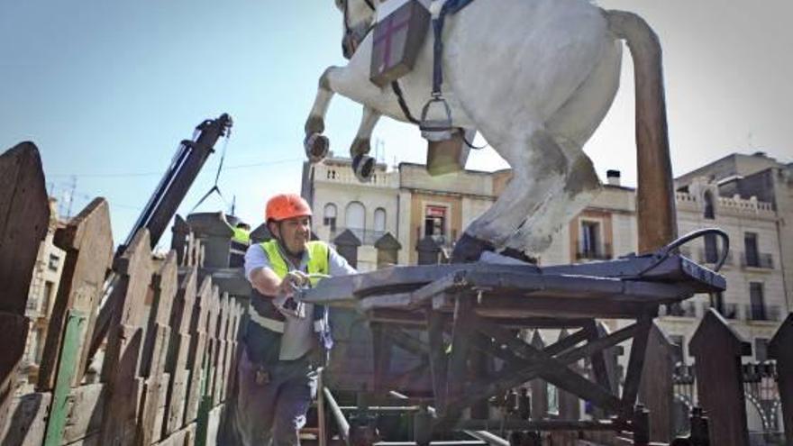 El caballito de Sant Jordiet regresa al torreón