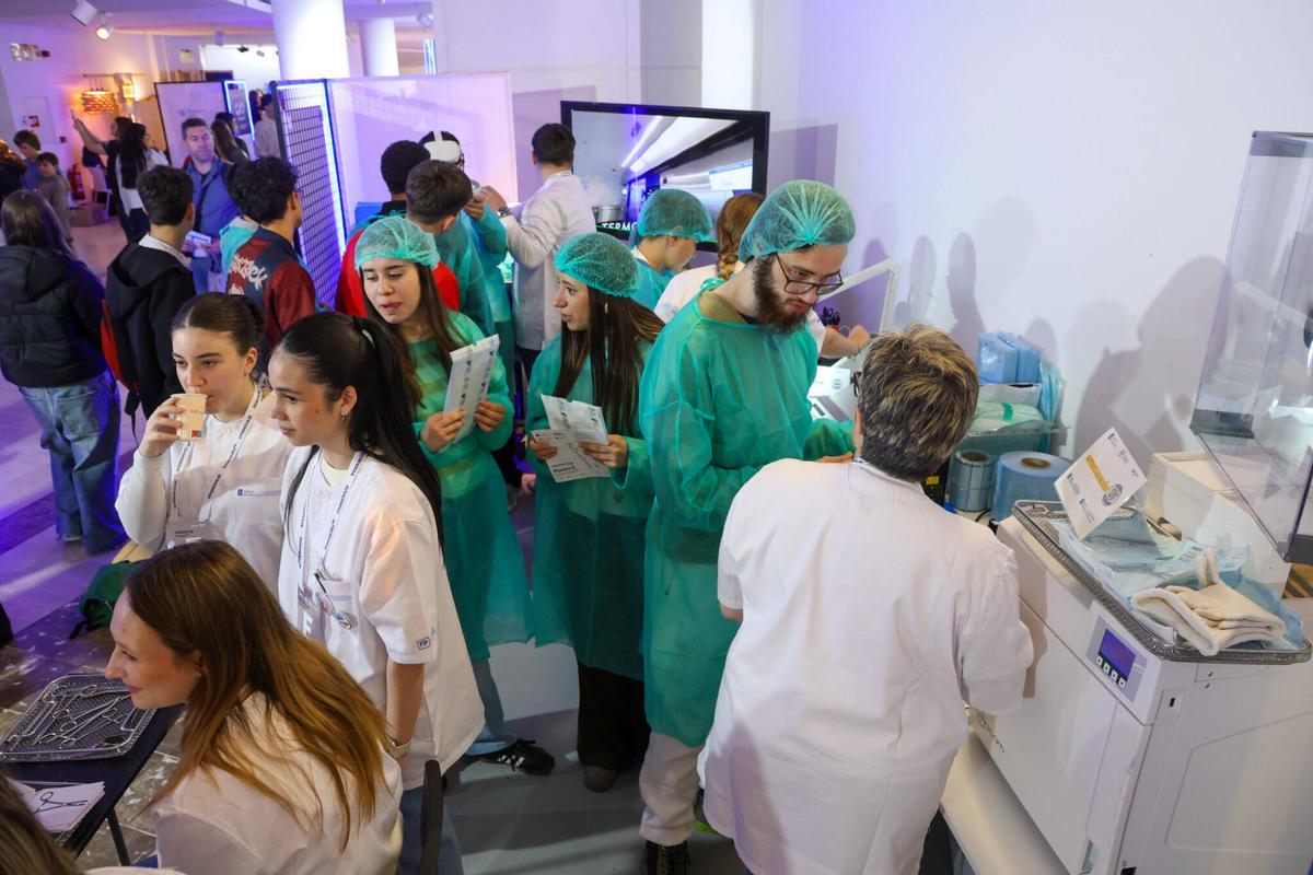 Alumnado de FP en la feria FP Innova, en la edición más reciente.