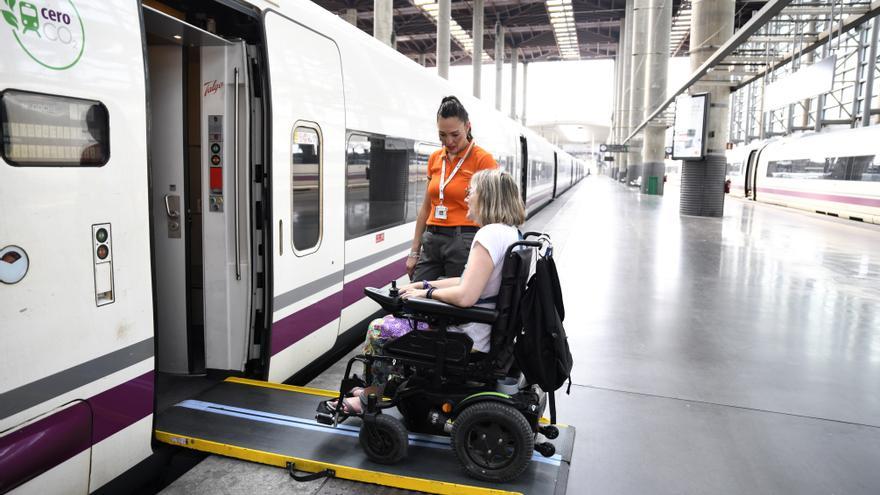 La estación de tren de Puebla de Sanabria tendrá servicio de asistencia a personas con movilidad reducida