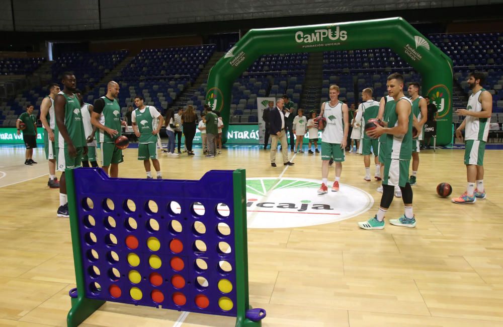 El Unicaja abre el entrenamiento a su afición