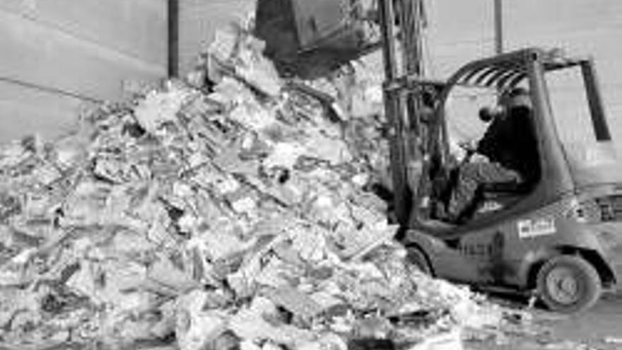 Monesterio recicla 16.000 kilos de objetos de desecho