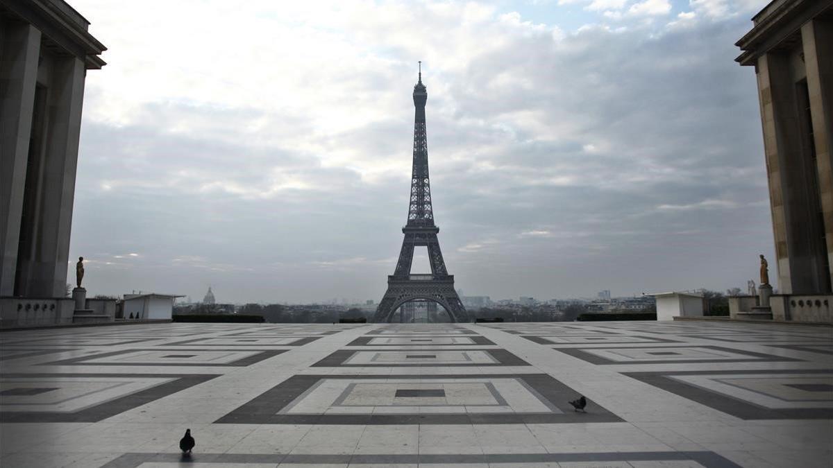Imagen de la plaza de Trocadero, frente a la torre Eiffel, este miércoles en París.