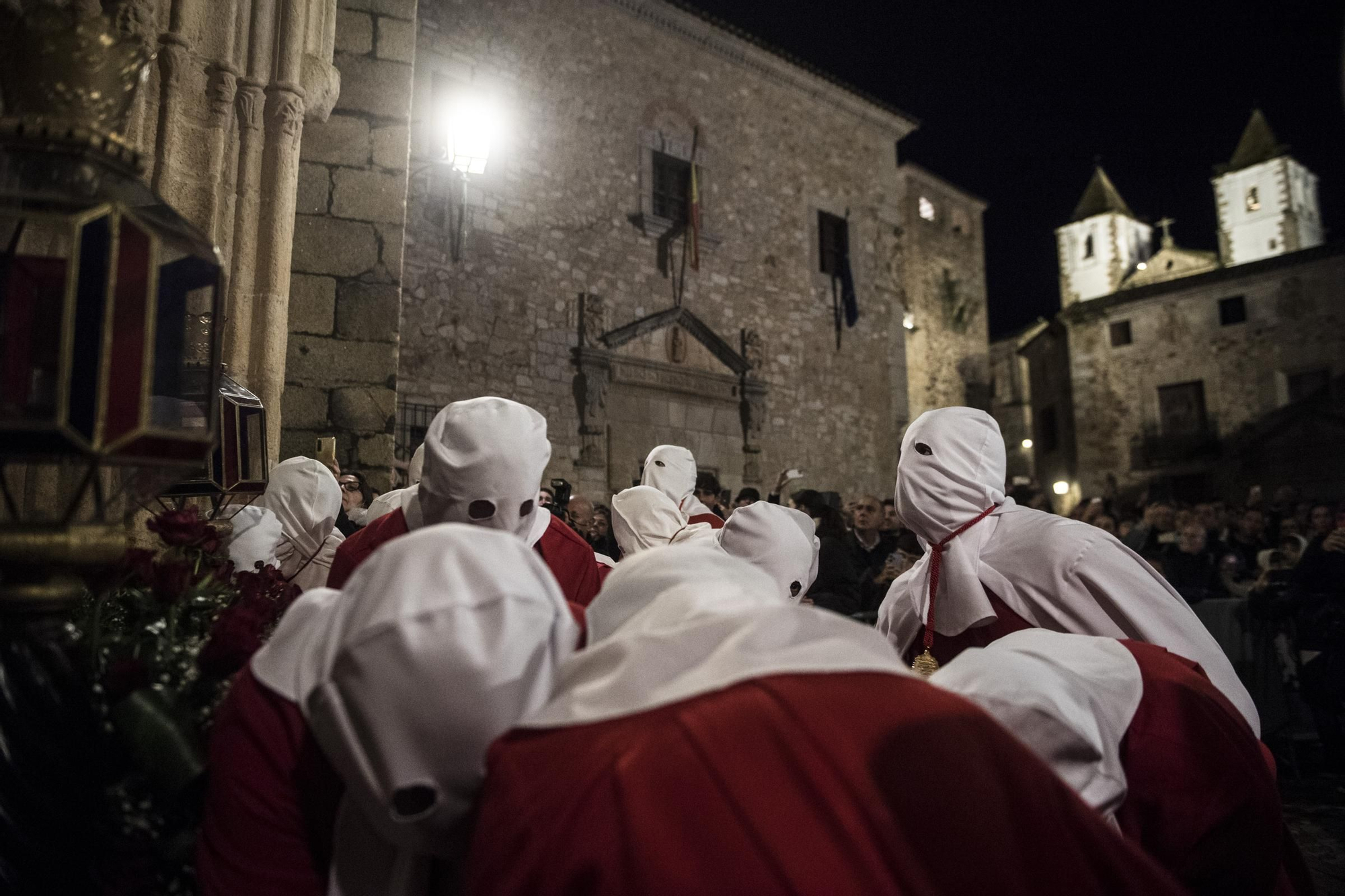 La Virgen del Buen Fin da aliento a la Semana Santa de Cáceres