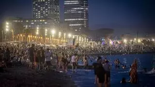 El Meteocat activa un aviso por calor nocturno intenso este lunes y martes en Catalunya, mientras el Empordà roza hoy los 40 ºC