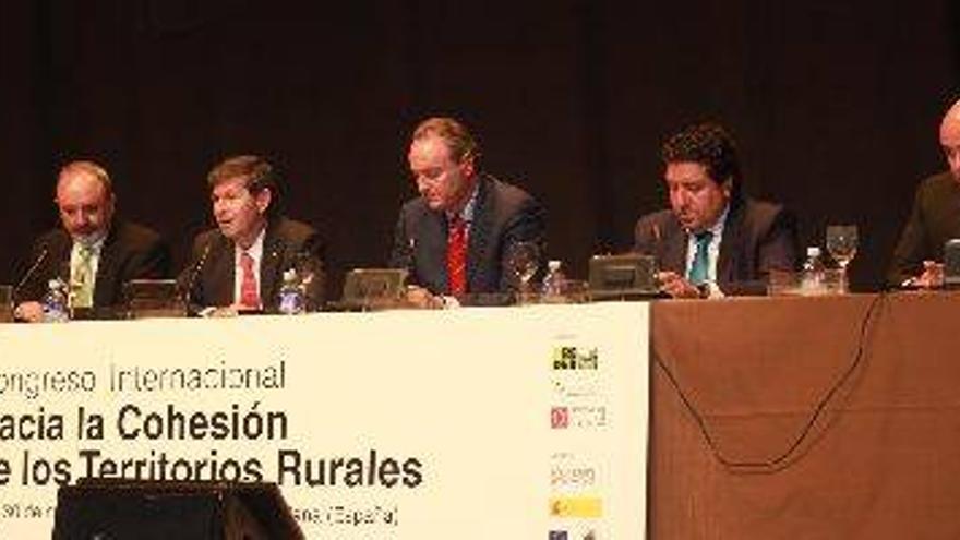 Bataller: “La ciudad de Castellón apuesta también por el desarrollo del mundo rural como un motor decisivo en la recuperación global de toda la provincia”