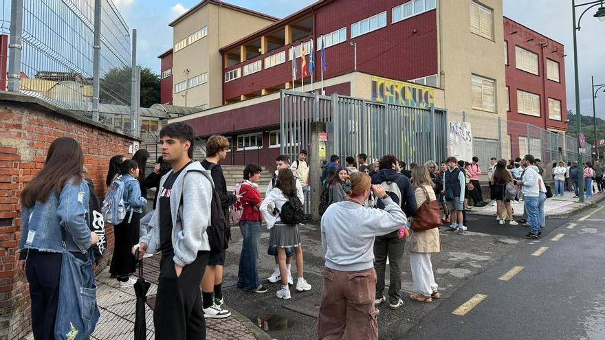 Los alumnos de los valles mineros "vuelven al insti y al cole": el ejemplo del IES Cuenca del Nalón