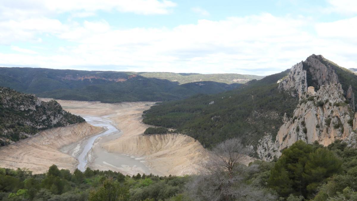 La Confederación Hidrográfica del Ebro declara al Segre en sequía extraordinaria