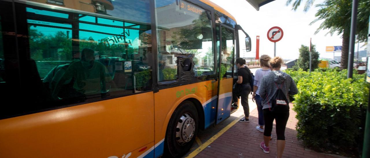 Parada frente a Renfe