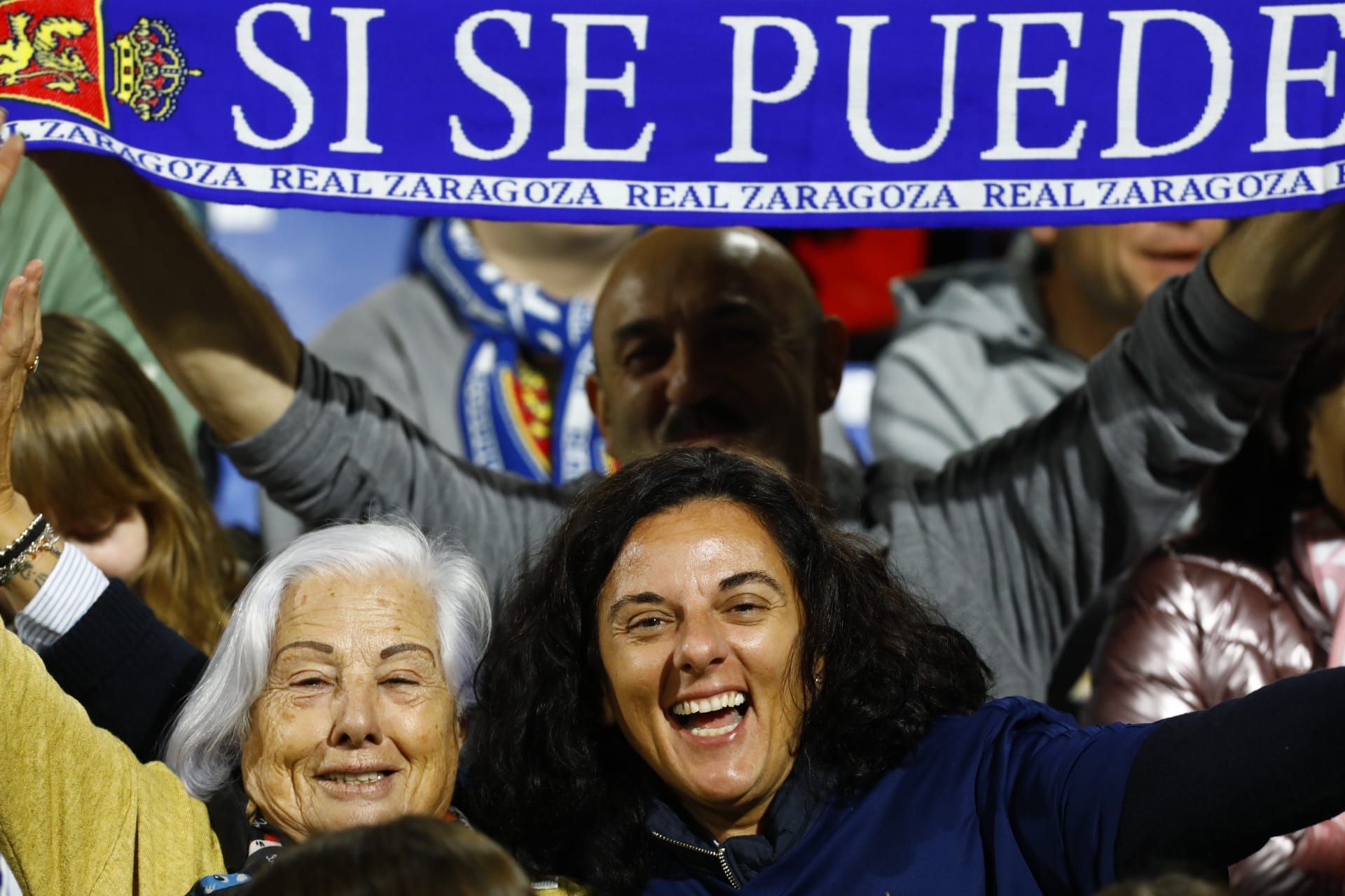 EN IMÁGENES | Las gradas de La Romareda derrochan emoción en el Real Zaragoza - Huesca
