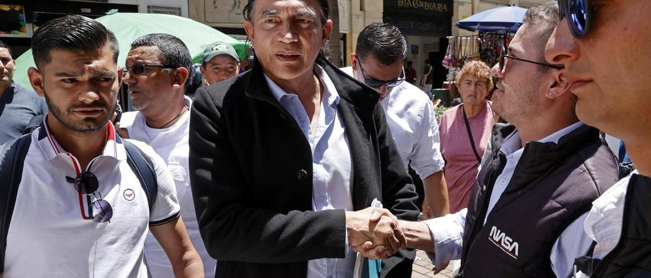 El candidato a la alcaldía Gustavo Bolívar en Bogotá (Colombia).
