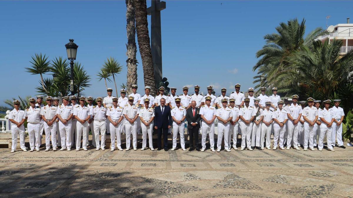 Benidorm rinde homenaje a los Caídos en la Mar y al Arma Submarina